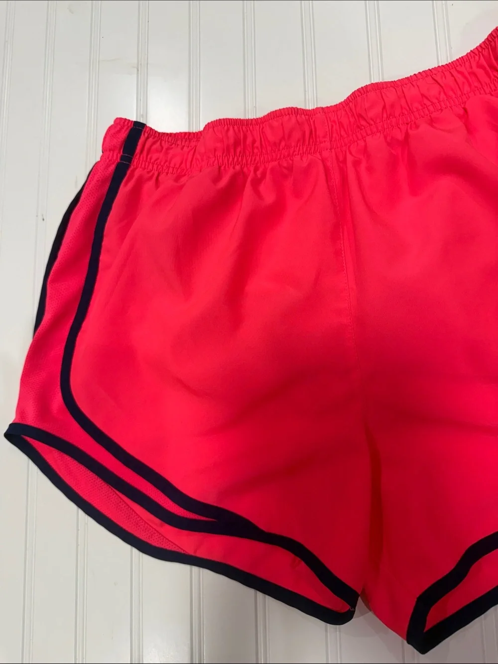 Nike Dri-FIT Fluorescent Coral Pink Running Shorts Women’s Size Large